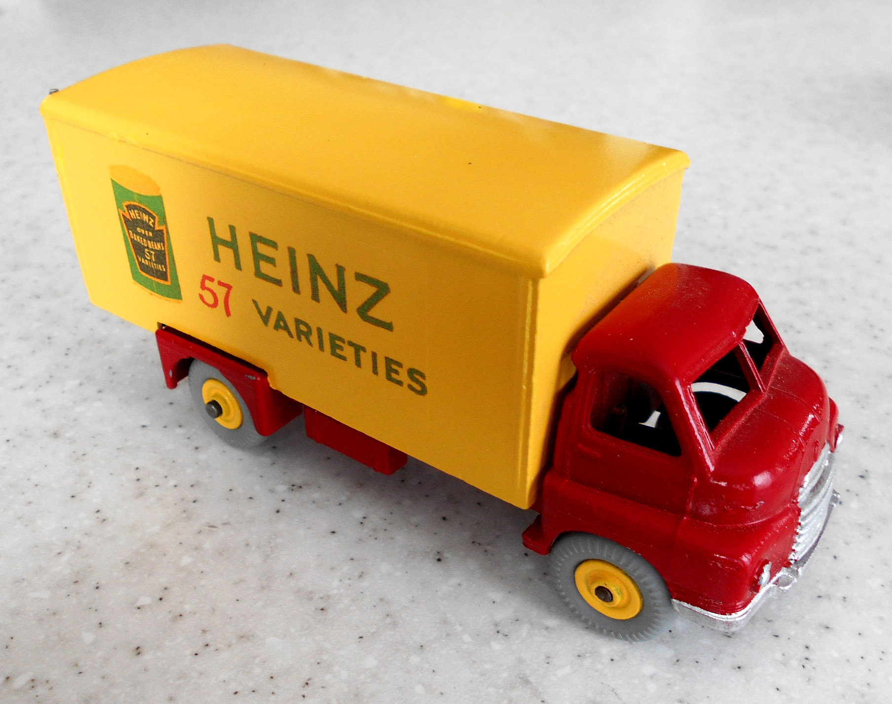 ../content/H0/Big Bedford Van Heinz (H095)/images/8.jpg